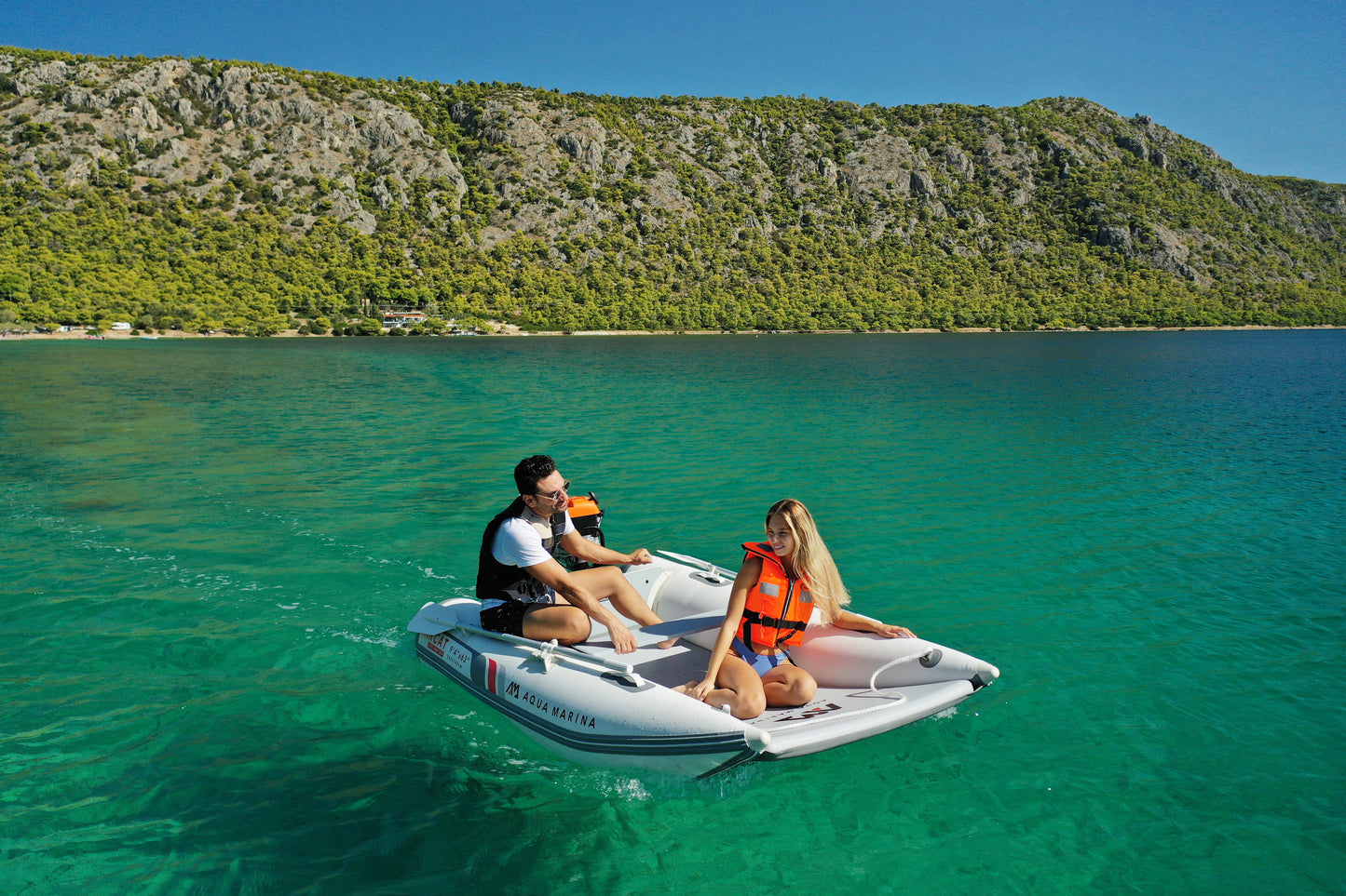 AIRCAT INFLATABLE CATAMARAN